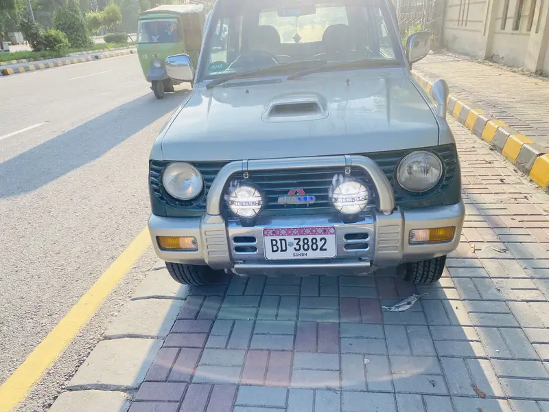 Mitsubishi Pajero Mini 1998