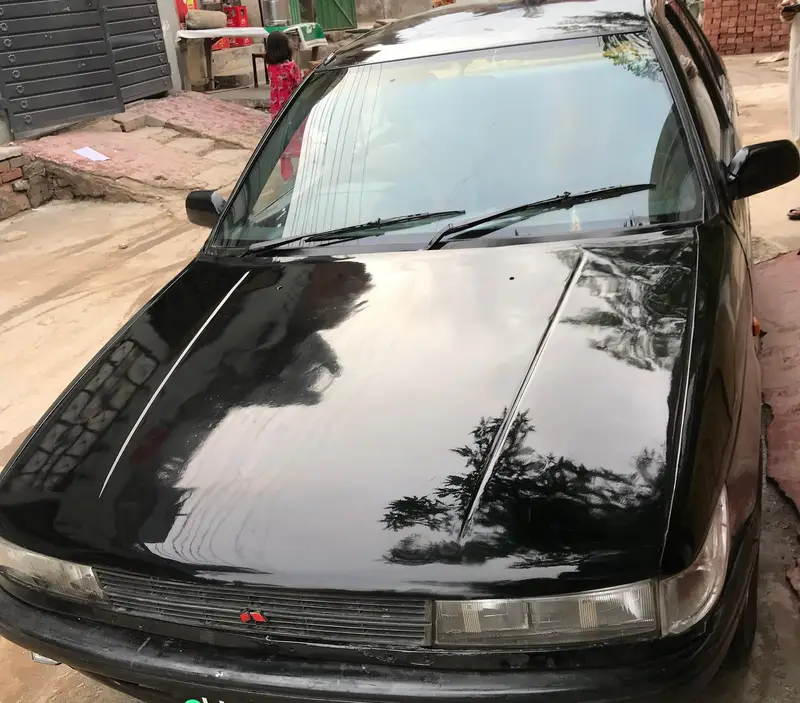 Mitsubishi Lancer 1990