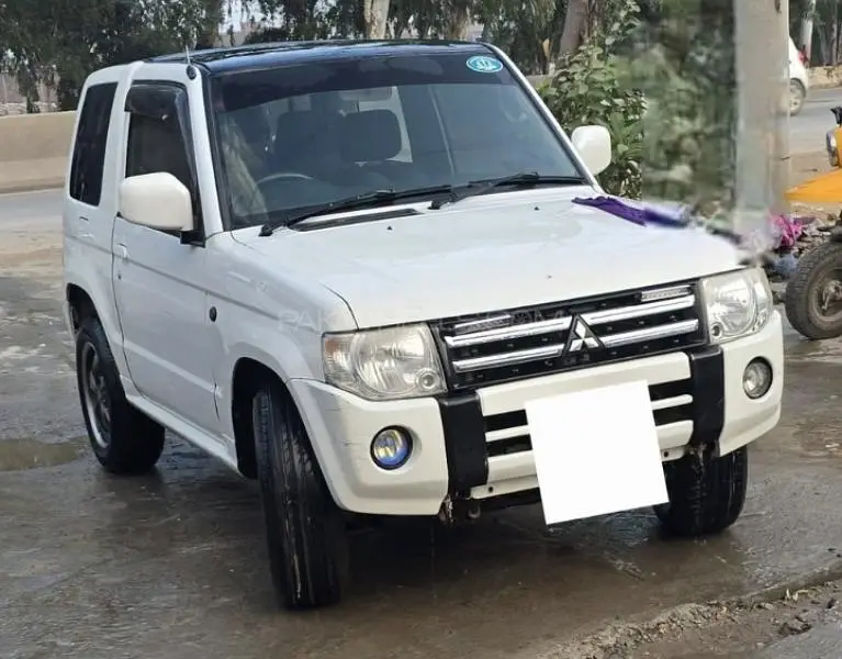 Mitsubishi Pajero Mini 2017