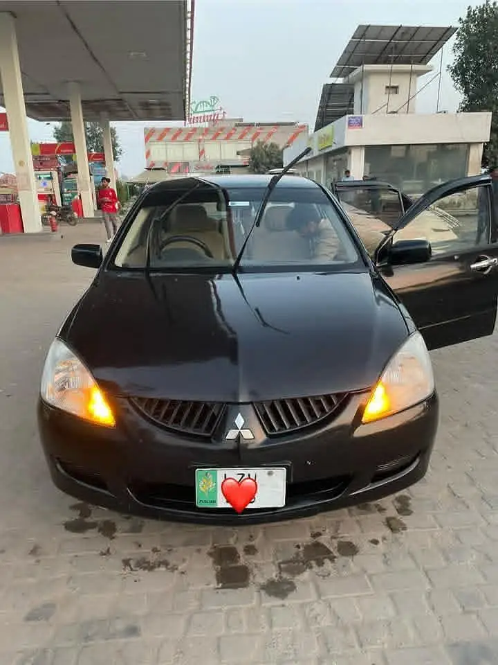 Mitsubishi Lancer 2005