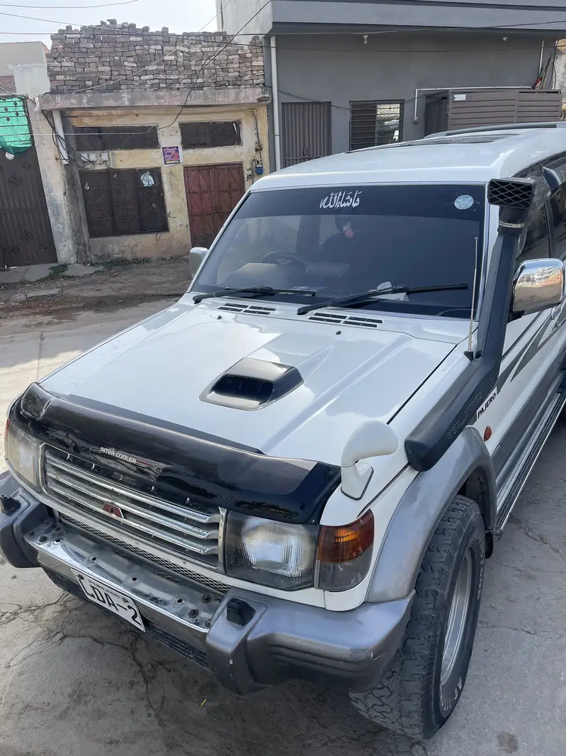 Mitsubishi Pajero 1994