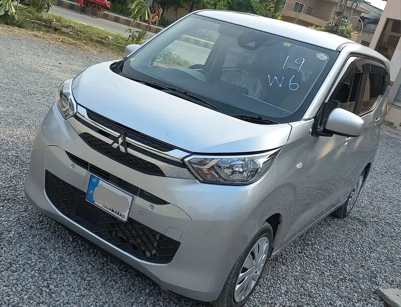 Mitsubishi Ek Wagon 2022