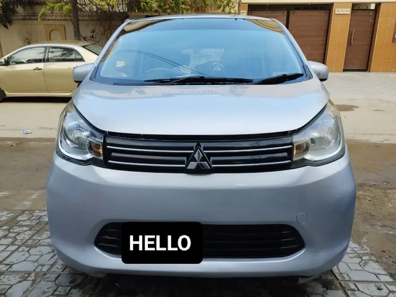 Mitsubishi Ek Wagon 2013