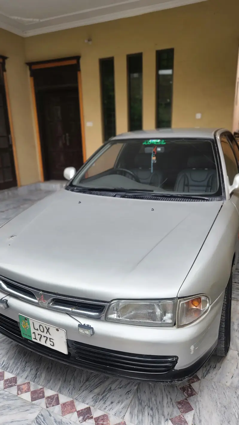 Mitsubishi Lancer 1996