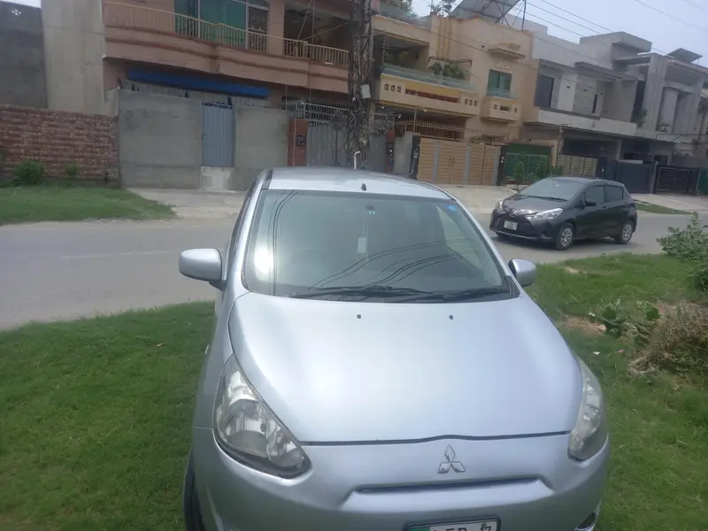 Mitsubishi Mirage 2017