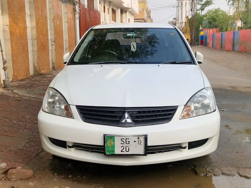 Mitsubishi Lancer 2012