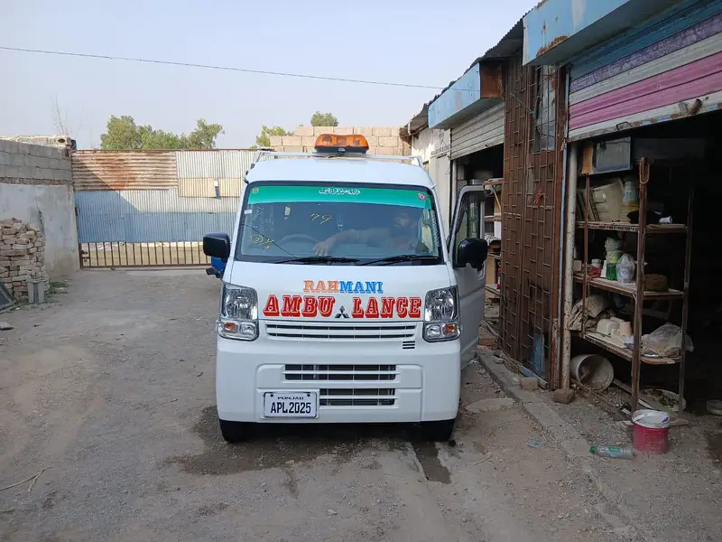 Mitsubishi Ek Wagon 2025