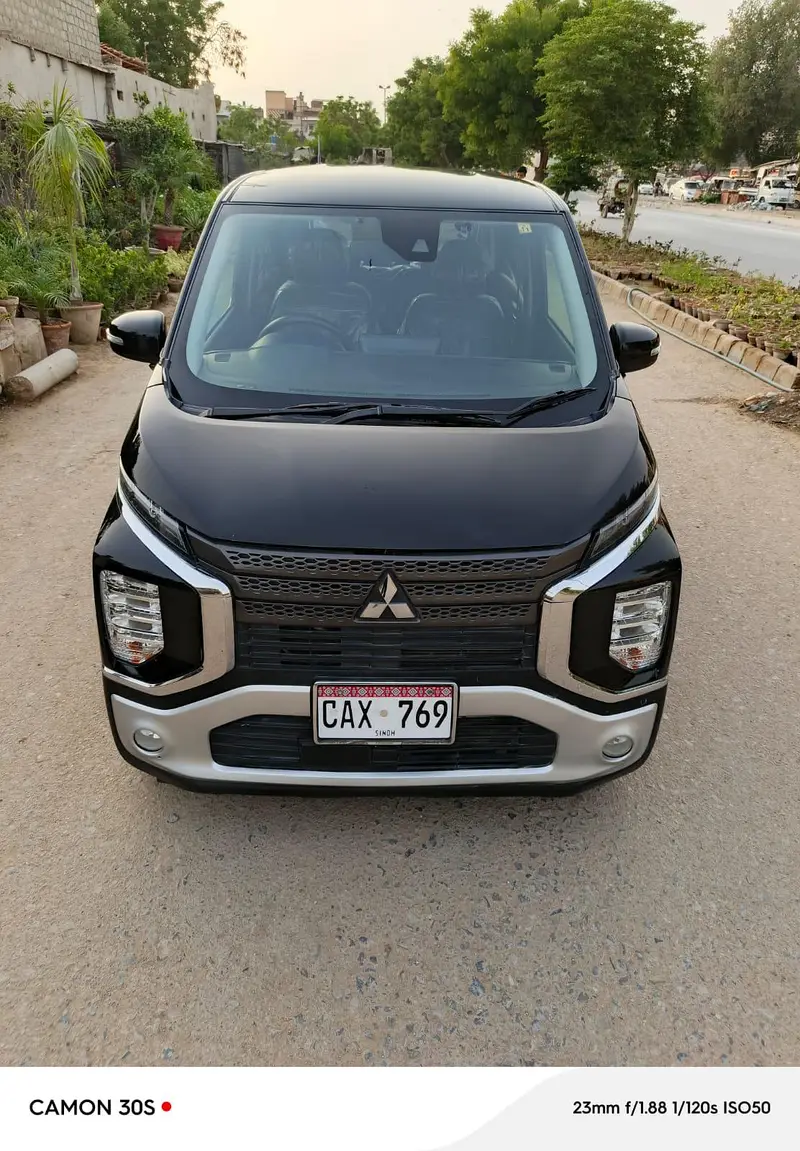 Mitsubishi Ek X 2020