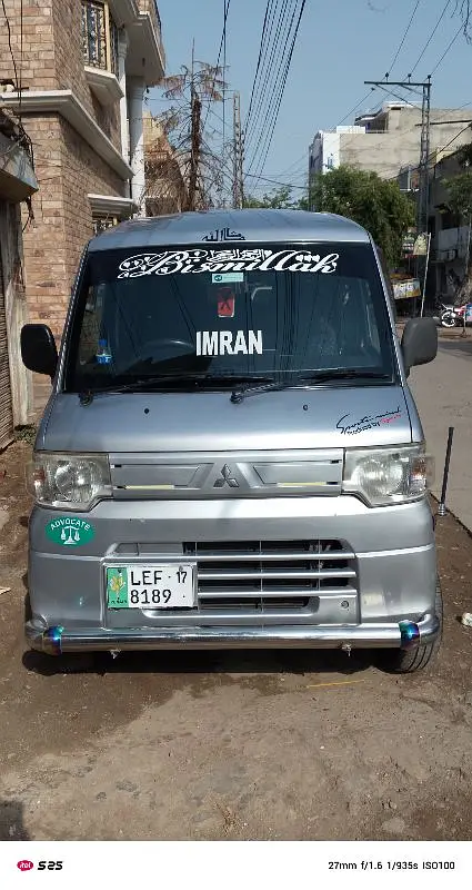 Mitsubishi Minicab Bravo 2012