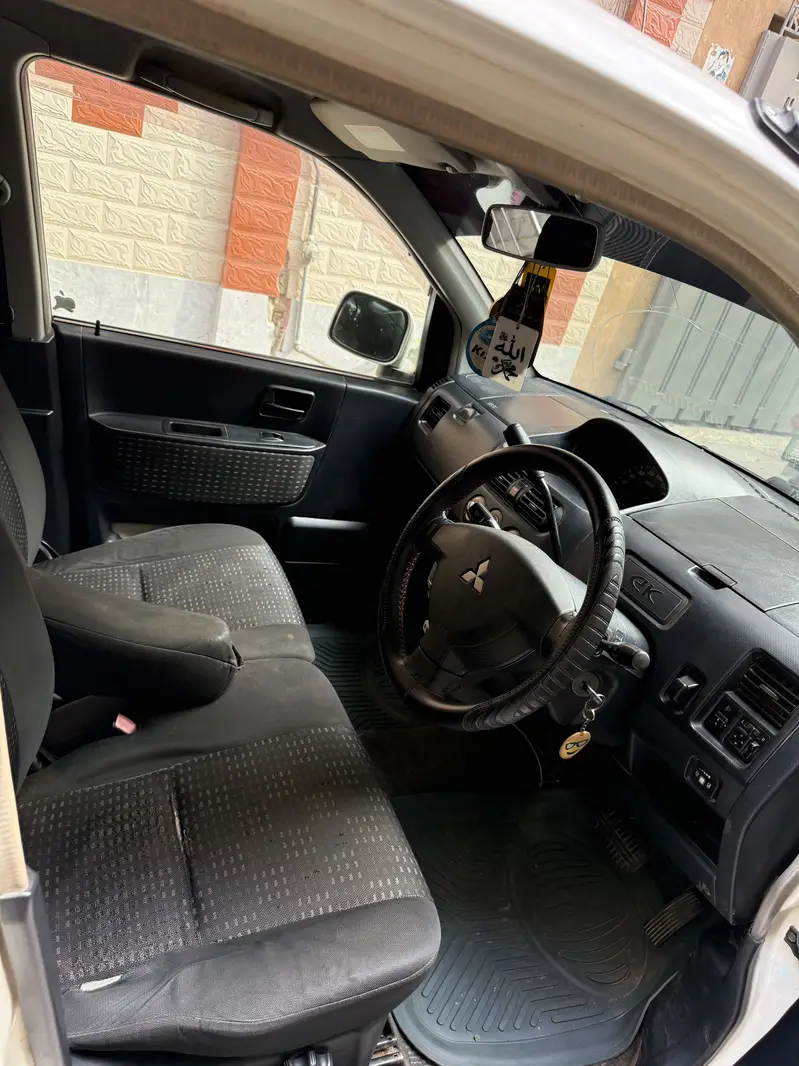 Mitsubishi Ek Wagon 2012