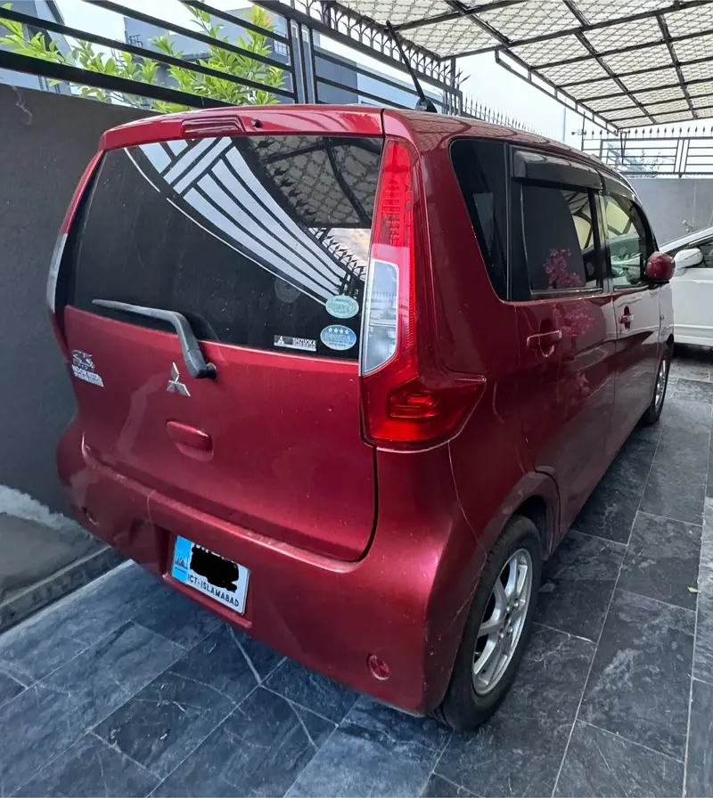 Mitsubishi Ek Wagon 2017