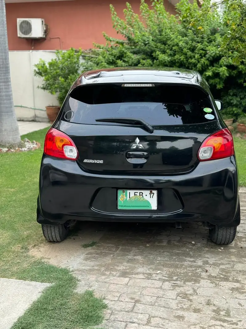 Mitsubishi Mirage 2013