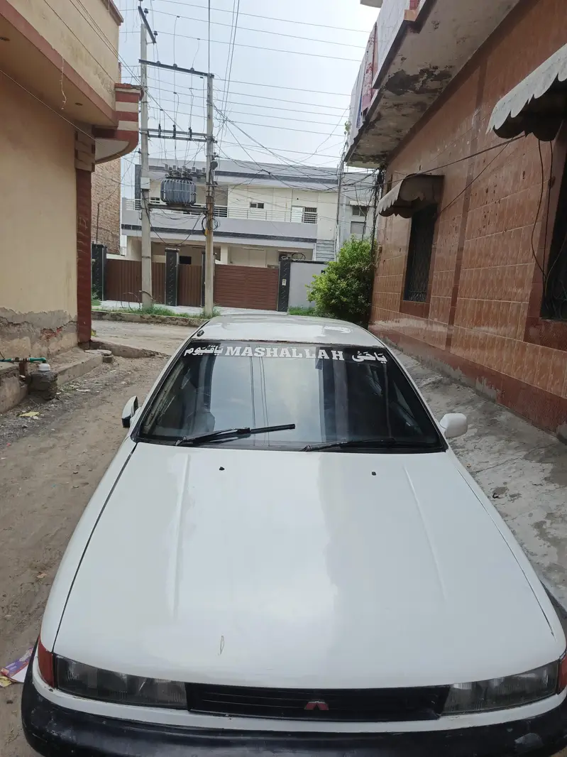 Mitsubishi Lancer 1989