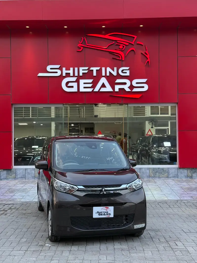 Mitsubishi Ek Wagon 2022