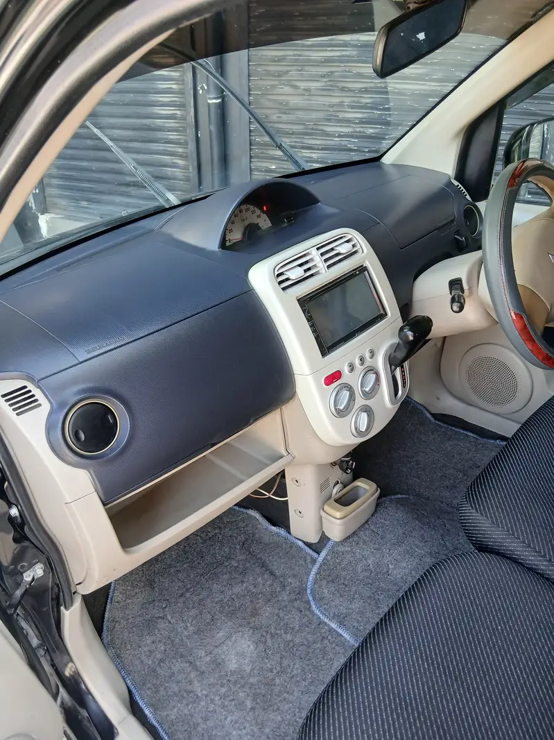 Mitsubishi Ek Wagon 2012