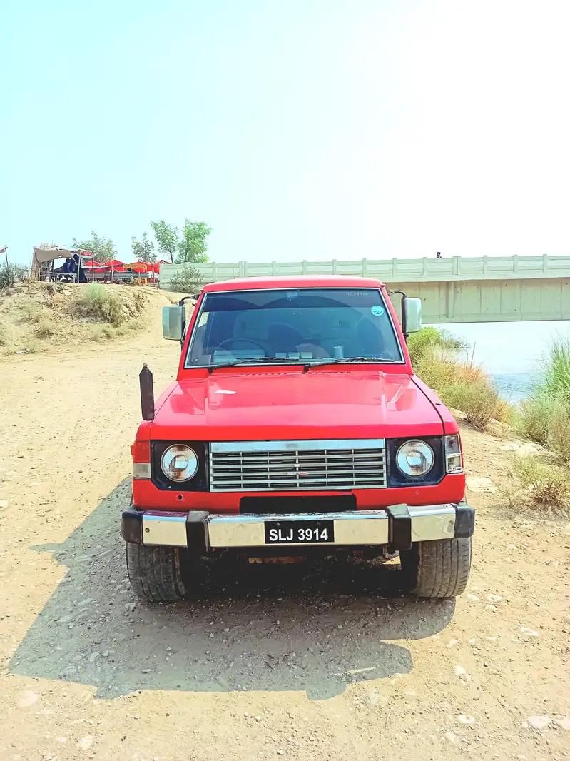Mitsubishi Pajero 1985