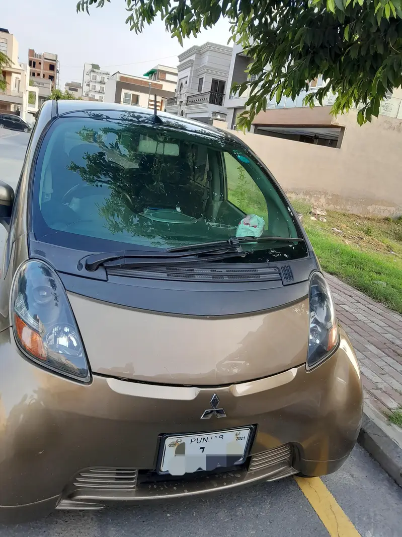 Mitsubishi I Mivec 2021