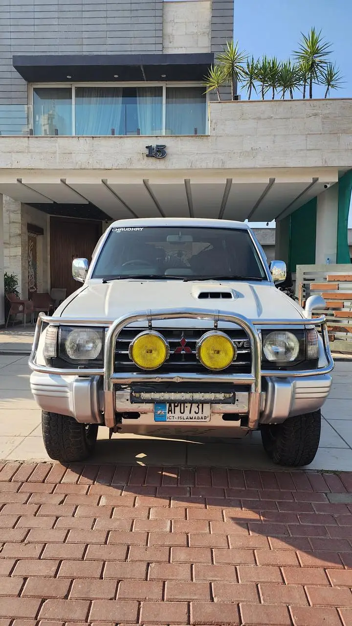 Mitsubishi Pajero 1994