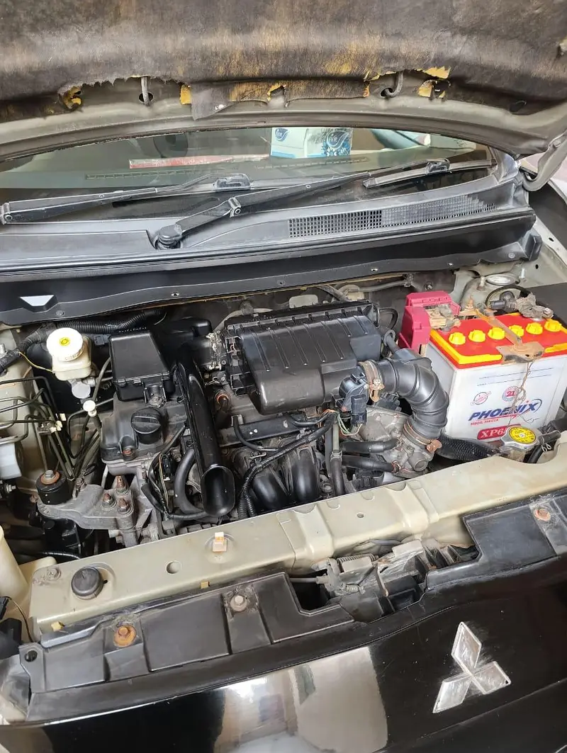 Mitsubishi Mirage 2013