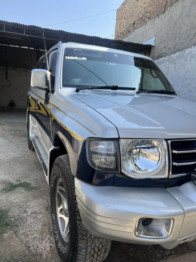 Mitsubishi Pajero 1991