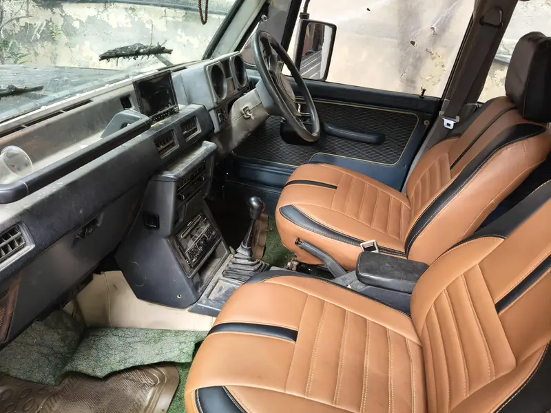 Mitsubishi Pajero 1990