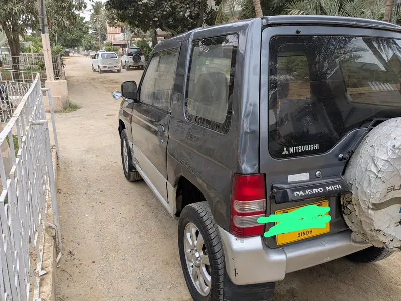 Mitsubishi Pajero Mini 1997