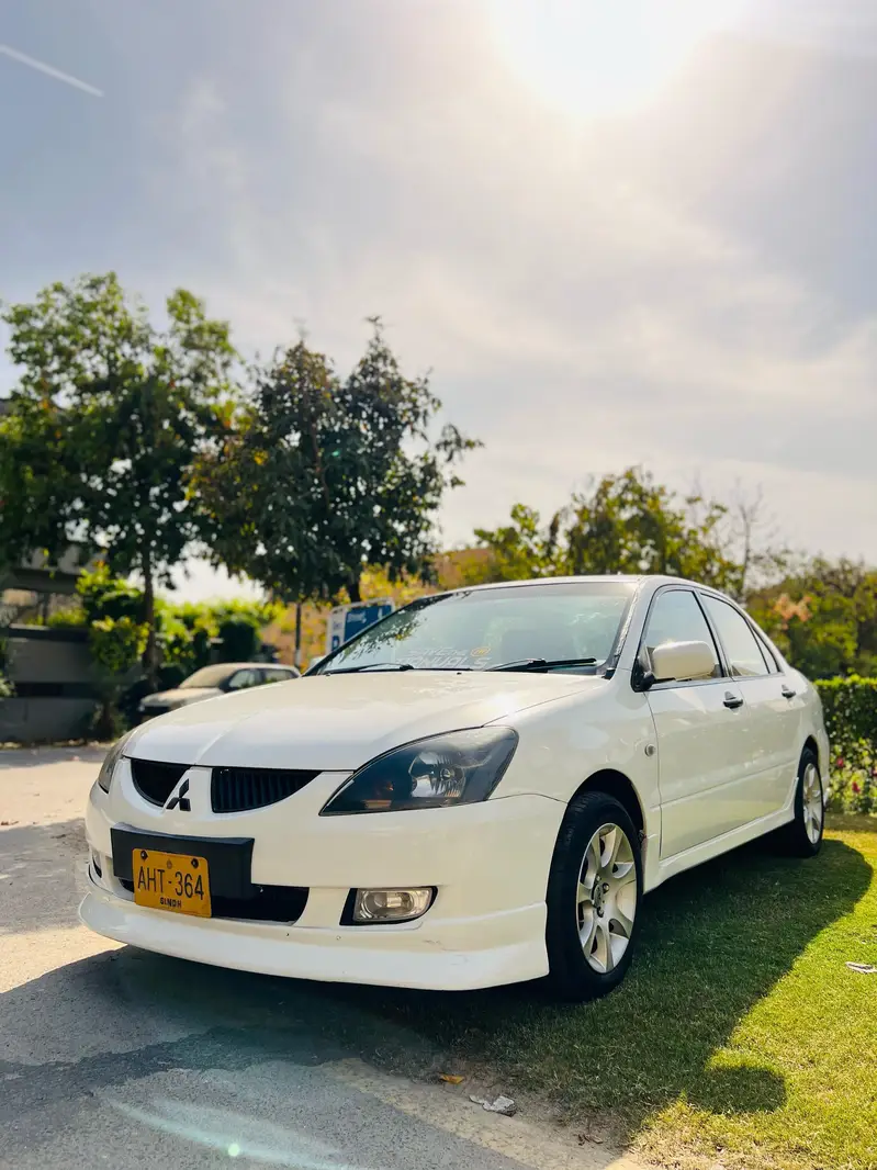 Mitsubishi Lancer 2005