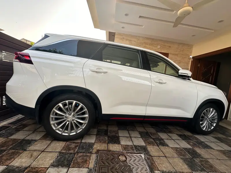 Changan Oshan X7 2024