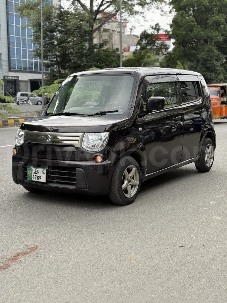 Suzuki MR Wagon 2013