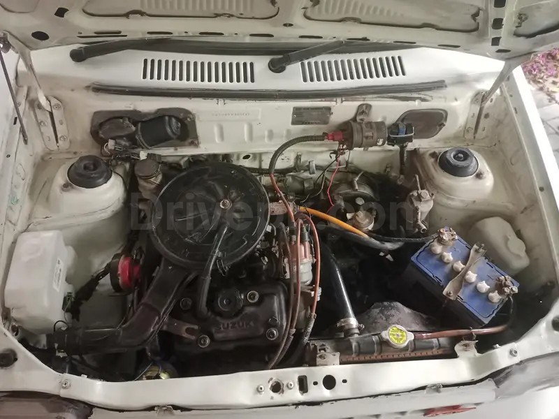 Suzuki Mehran VXR 2005