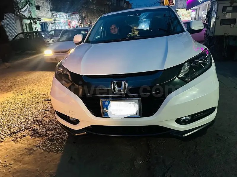 Honda Vezel 2015