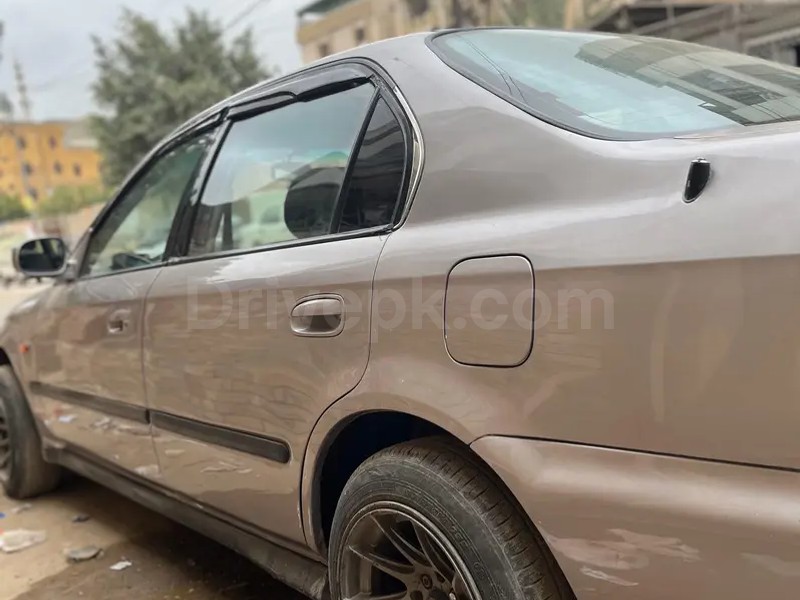 Honda Civic Oriel 1999