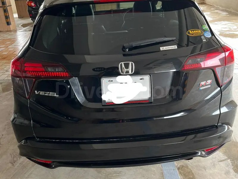 Honda Vezel 2015