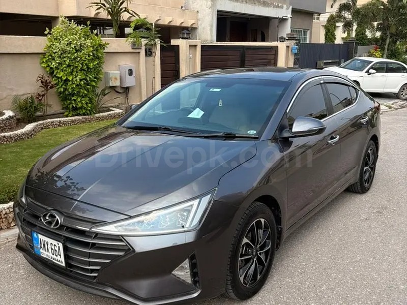 Hyundai Elantra 2021
