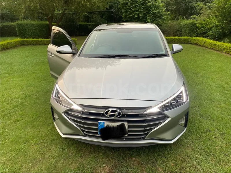 Hyundai Elantra 2021