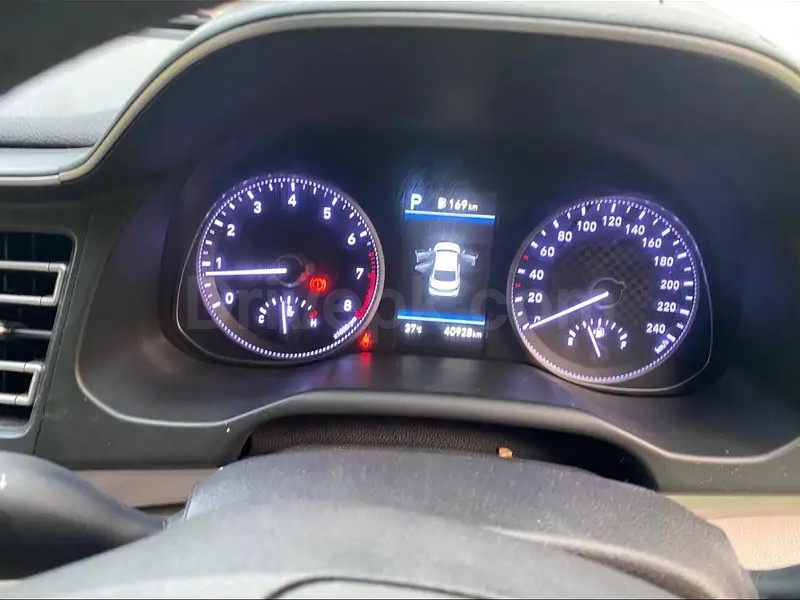 Hyundai Elantra 2021