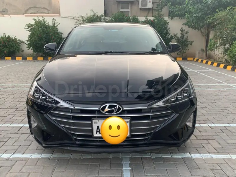 Hyundai Elantra 2024