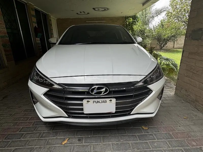 Hyundai Elantra 2021