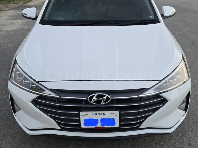 Hyundai Elantra 2024