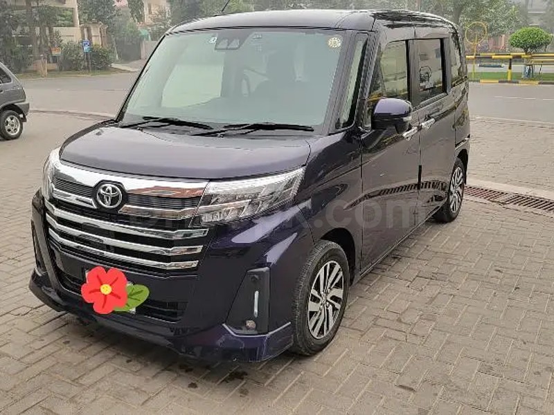 Toyota Roomy 2021