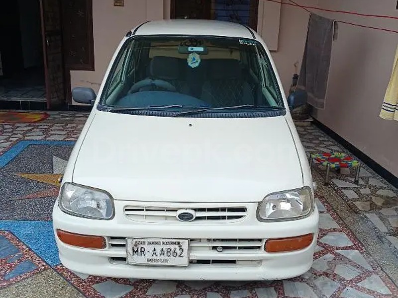 Daihatsu Cuore 2002