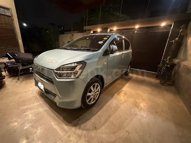 Daihatsu Mira 2023