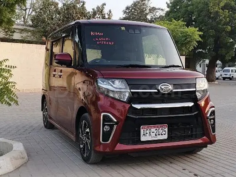 Daihatsu Tanto 2021