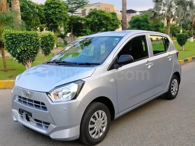 Daihatsu Mira 2022