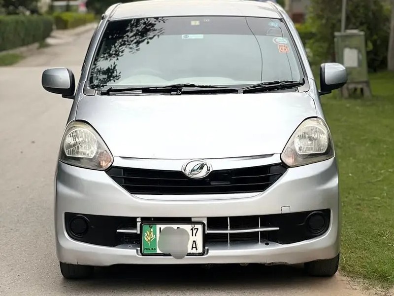 Daihatsu Mira 2017