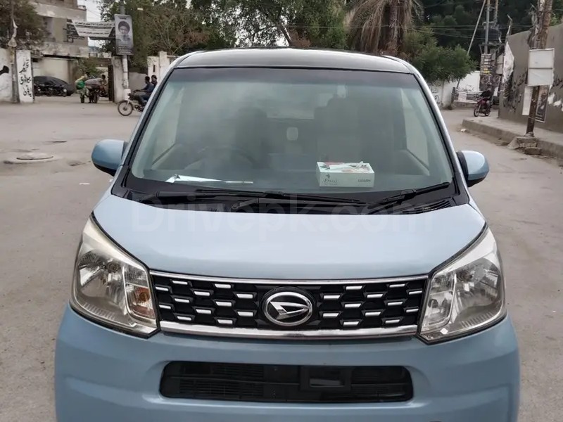 Daihatsu Move 2015