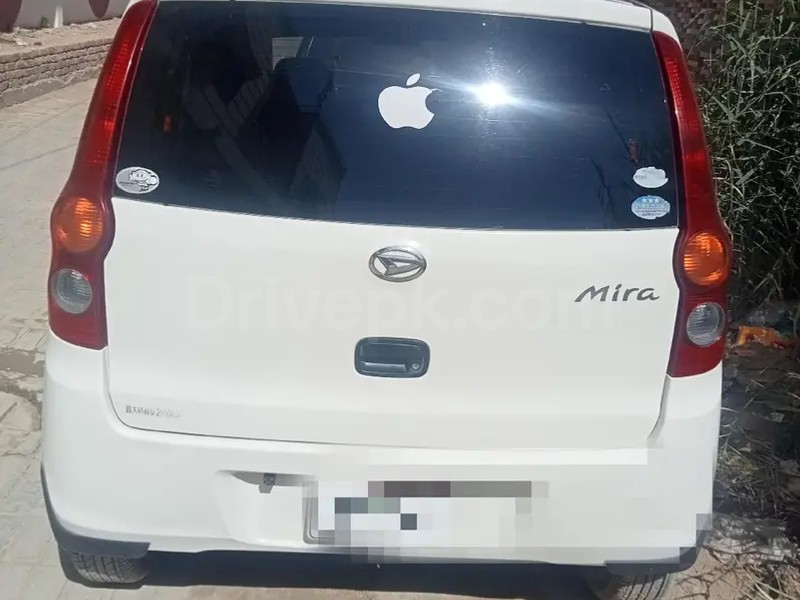 Daihatsu Mira 2009