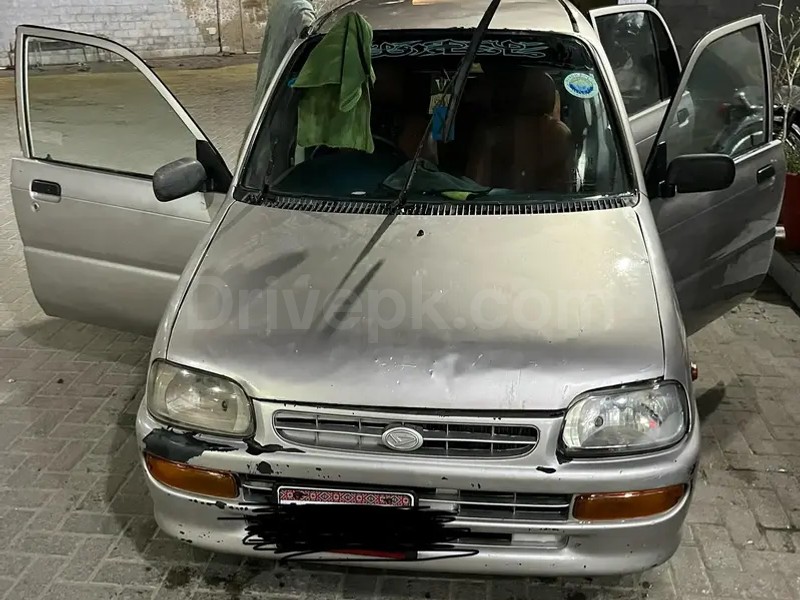 Daihatsu Cuore 2004