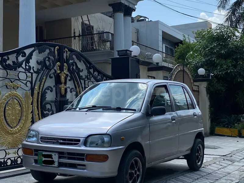 Daihatsu Cuore 2004