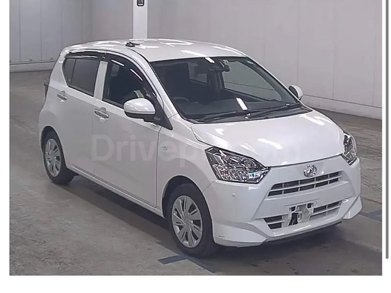 Daihatsu Mira 2023